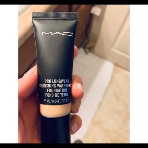 NEW!!! Pro Longwear waterproof foundation